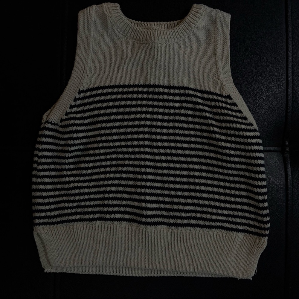 Striped Sleeveless Knit Top